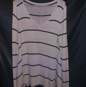 Long sleeve v neck